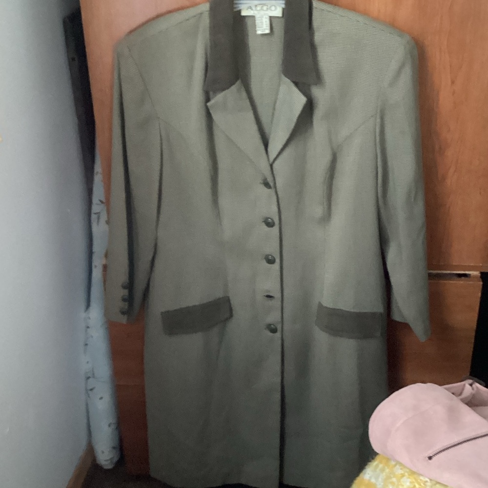 Elegant Olive Blazer by Algo